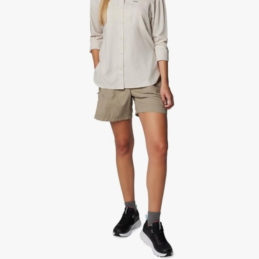 Columbia‎ Tan Cargo Walk Hiking Shorts Relaxed Fit Lightweight Women's Large EUC